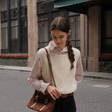 Round Neck Knit Vest (White)